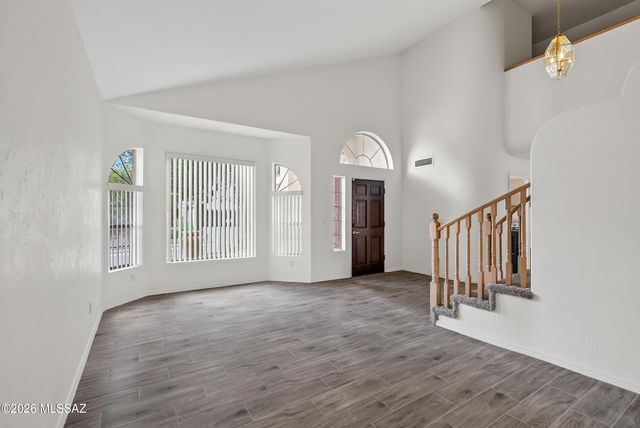 156 S Eastern Dawn Avenue, Tucson, AZ 85748