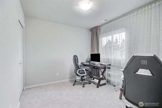 2037 81ST Avenue E, Edgewood, WA 98371