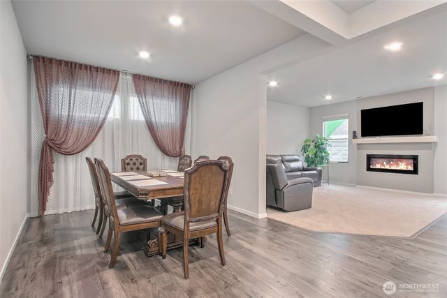 2037 81ST Avenue E, Edgewood, WA 98371