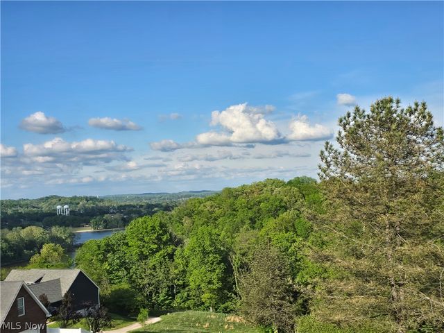 1515 Blennerhassett Heights, Parkersburg, WV 26101