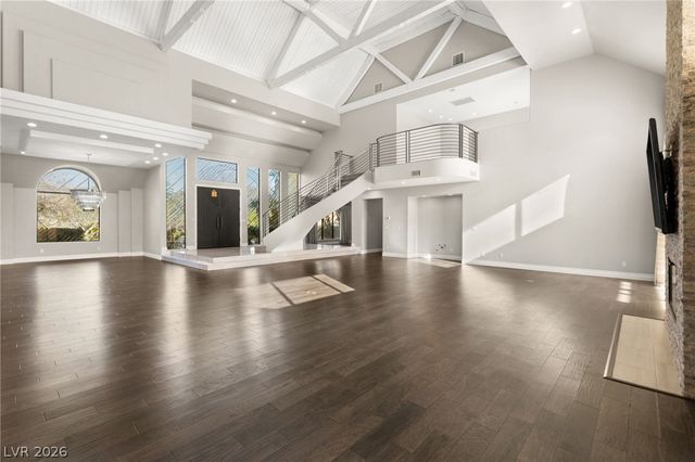 13 Dovetail Circle, Henderson, NV 89014
