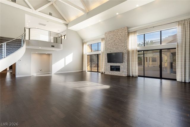 13 Dovetail Circle, Henderson, NV 89014