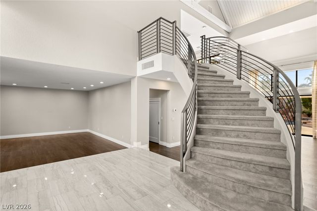 13 Dovetail Circle, Henderson, NV 89014