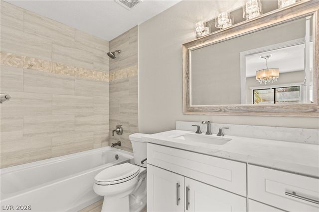 13 Dovetail Circle, Henderson, NV 89014