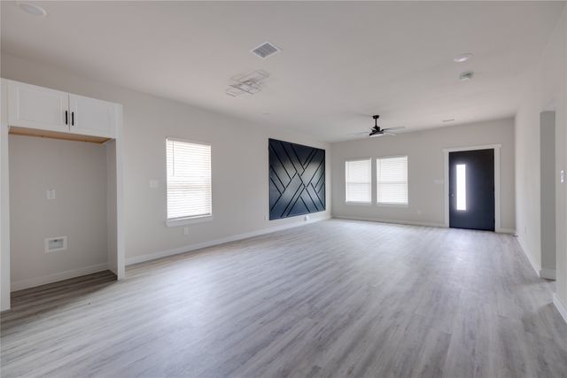 116 Bowie Street, Mabank, TX 75156