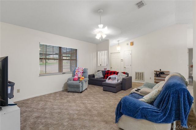 3754 S Apopka Avenue, Inverness, FL 34452