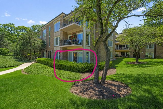 2 Oak Brook Club Drive C106, Oak Brook, IL 60523