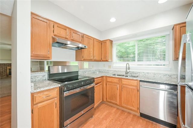 10450 Summer Creek Drive, Johns Creek, GA 30022