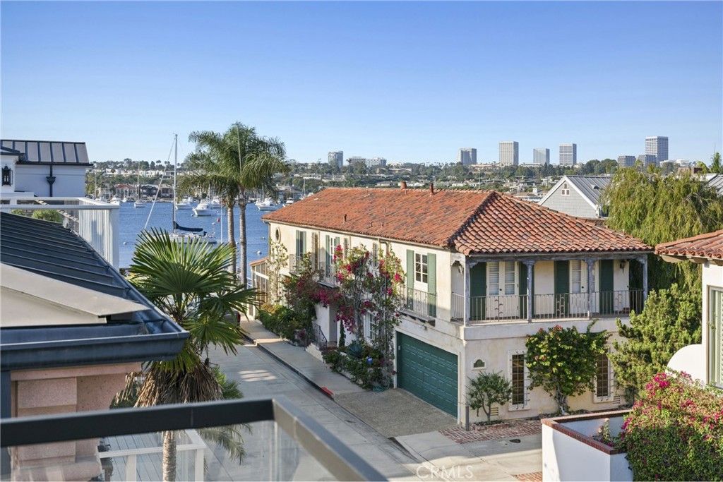 Image 33 of property listing at 503 J, Newport Beach, CA 92661