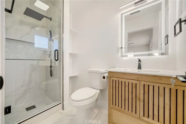 928 N Lake, Ontario, CA 91764