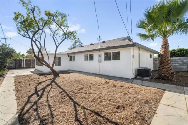 928 N Lake, Ontario, CA 91764