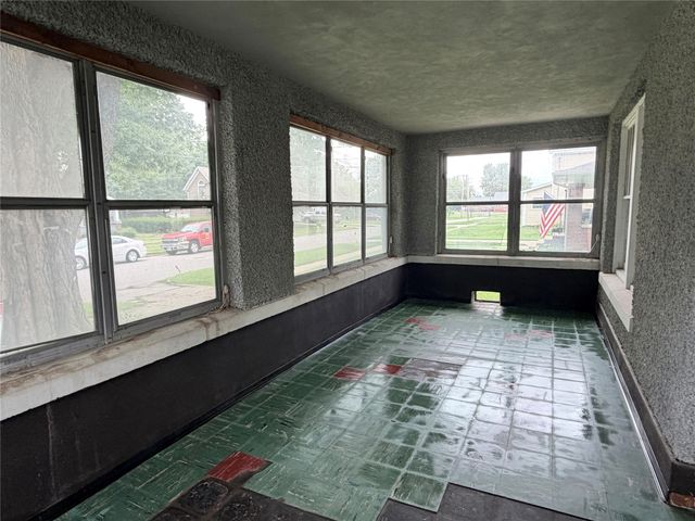 626 E 7th Street N, Newton, IA 50208