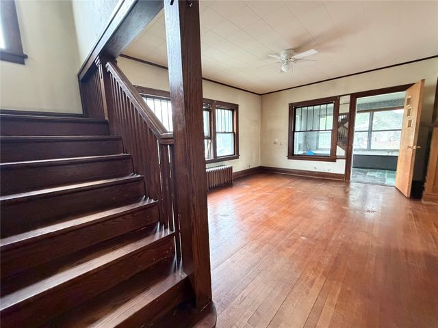 626 E 7th Street N, Newton, IA 50208