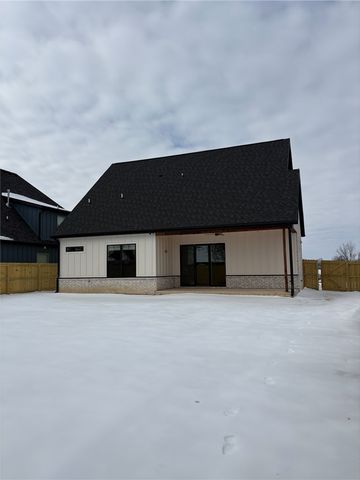 1601 23rd Place, Rogers, AR 72758