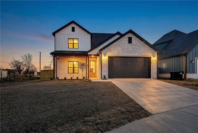 1601 23rd Place, Rogers, AR 72758