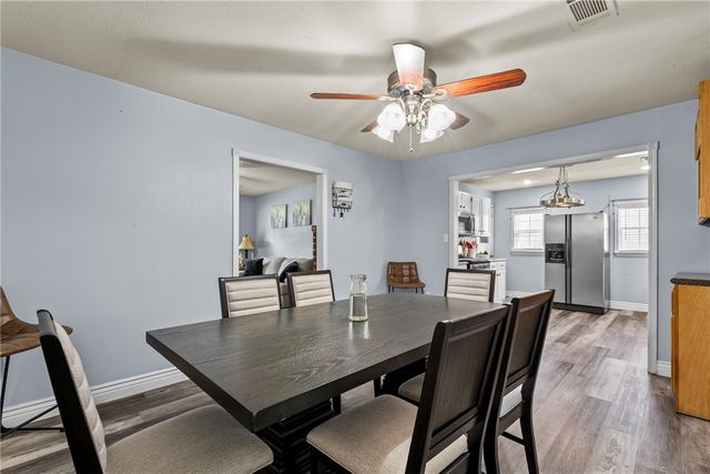 1155 Jo Lynn Street, Siloam Springs, AR 72761