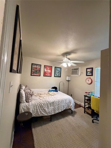 5212 Duval ST B, Austin, TX 78751