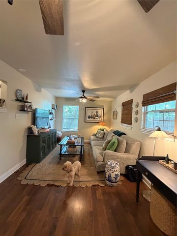 5212 Duval ST B, Austin, TX 78751