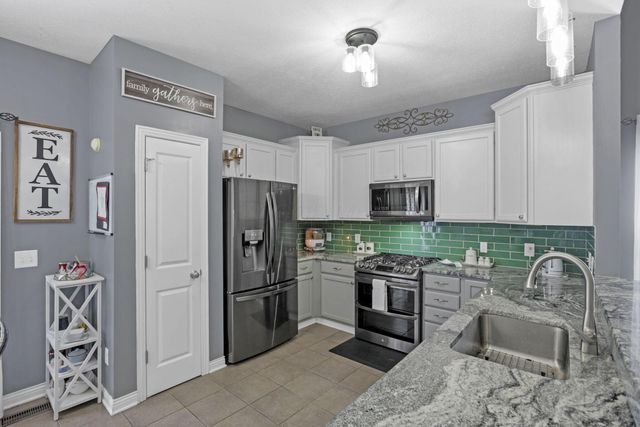 7913 Birch Creek Drive, Blacklick, OH 43004