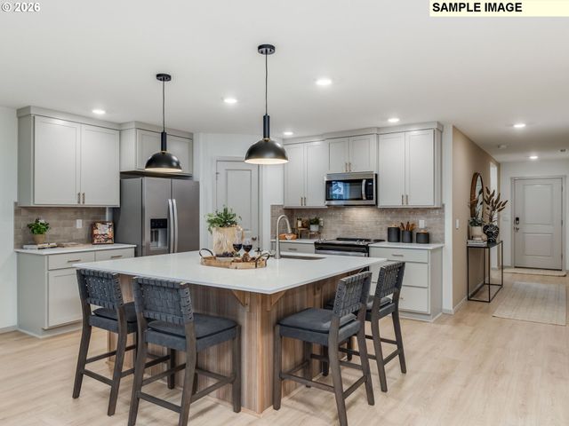 105 Nw 28TH St, Battle Ground, WA 98604