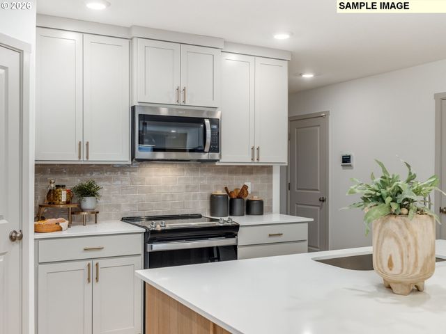 105 Nw 28TH St, Battle Ground, WA 98604