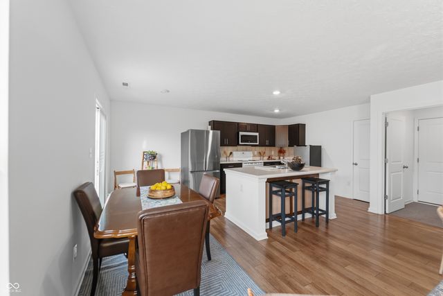 281 Waters Edge, Pendleton, IN 46064