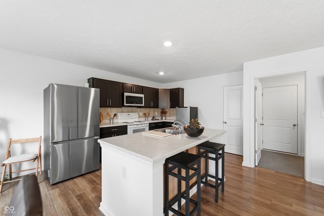 281 Waters Edge, Pendleton, IN 46064