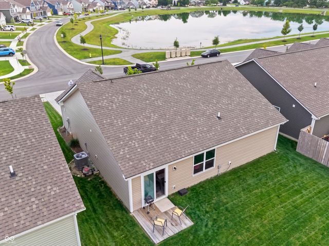 281 Waters Edge, Pendleton, IN 46064