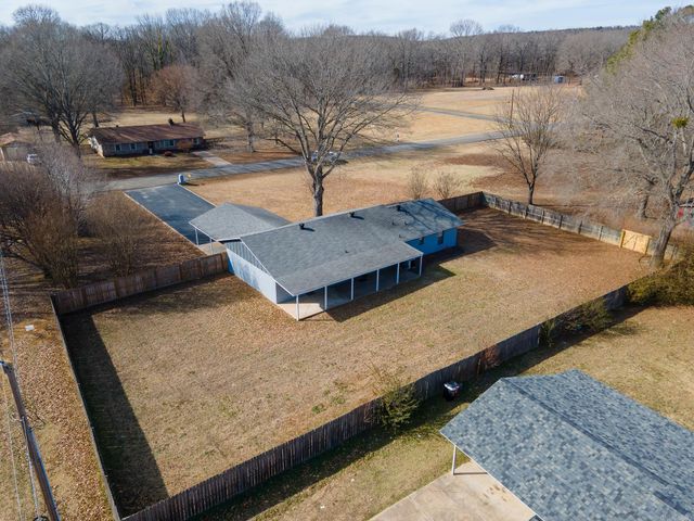 42 Rose, Conway, AR 72032