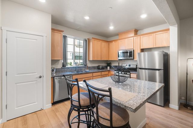 3522 Pelican Ct, West Sacramento, CA 95691