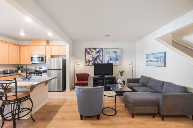 3522 Pelican Ct, West Sacramento, CA 95691