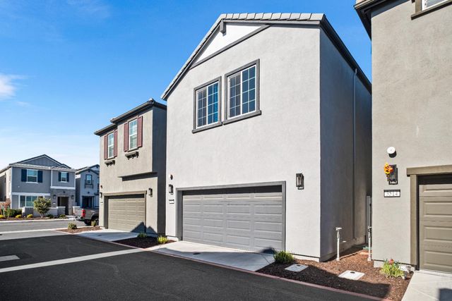 3522 Pelican Ct, West Sacramento, CA 95691