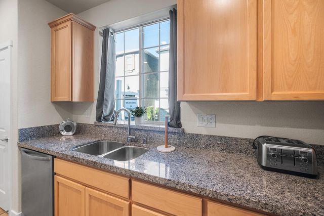 3522 Pelican Ct, West Sacramento, CA 95691