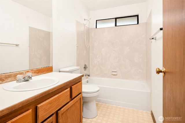 2426 198th Place SW, Lynnwood, WA 98036