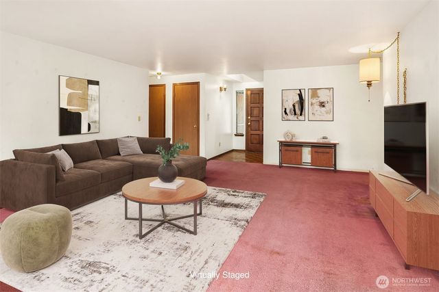 2426 198th Place SW, Lynnwood, WA 98036