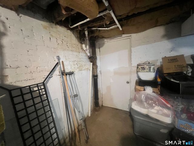 448 East Avenue, Bridgeport, CT 06610