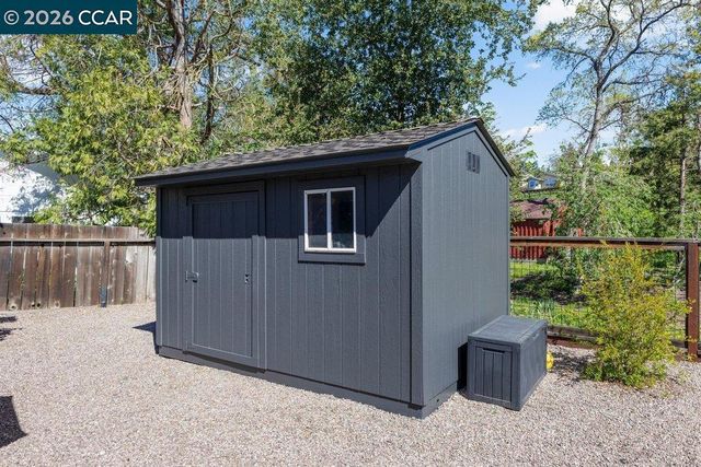 3 3 Buckeye Ln, Danville, CA 94526