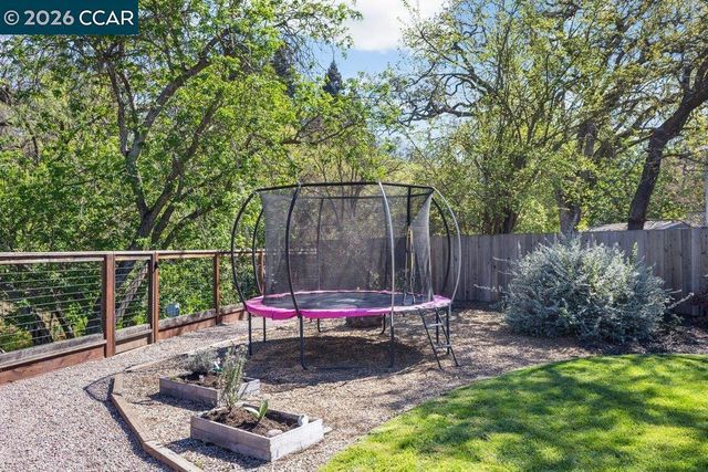 3 3 Buckeye Ln, Danville, CA 94526
