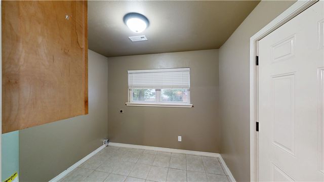 1004 Mill Street, Springdale, AR 72764