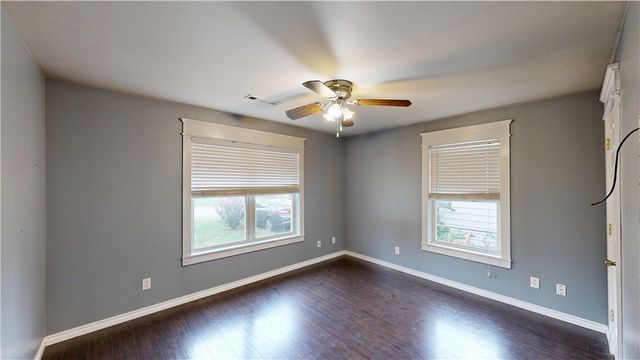 1004 Mill Street, Springdale, AR 72764