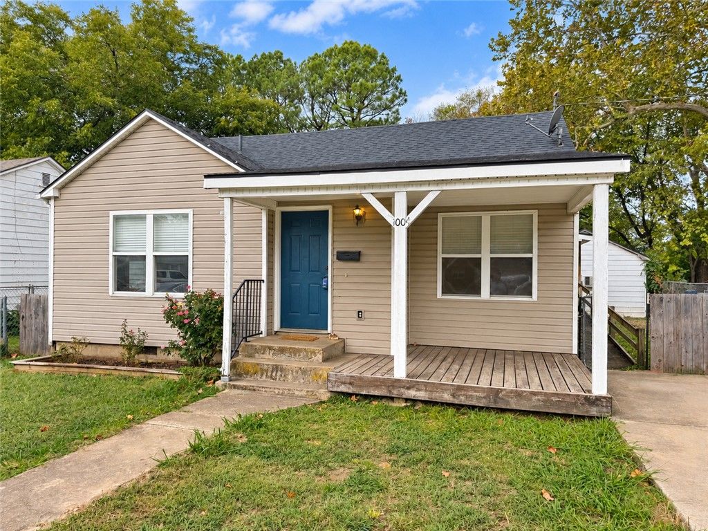 1004 Mill Street, Springdale, AR 72764