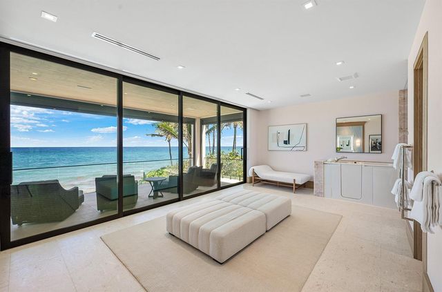 1260 S Ocean Boulevard, Manalapan, FL 33462