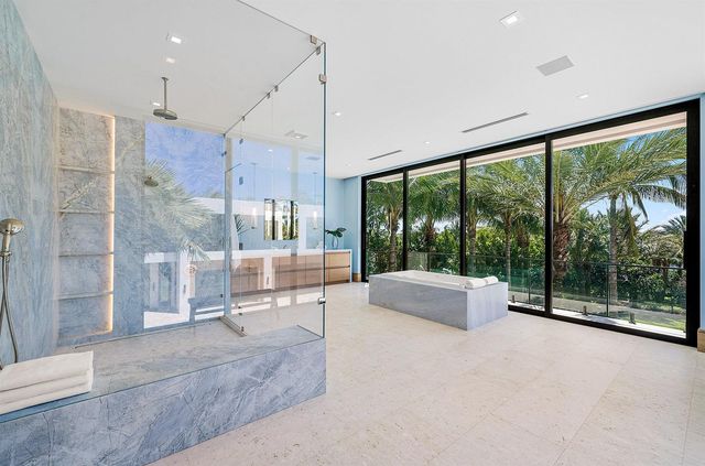 1260 S Ocean Boulevard, Manalapan, FL 33462