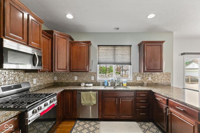 7350 Gold King Way, Indianapolis, IN 46259