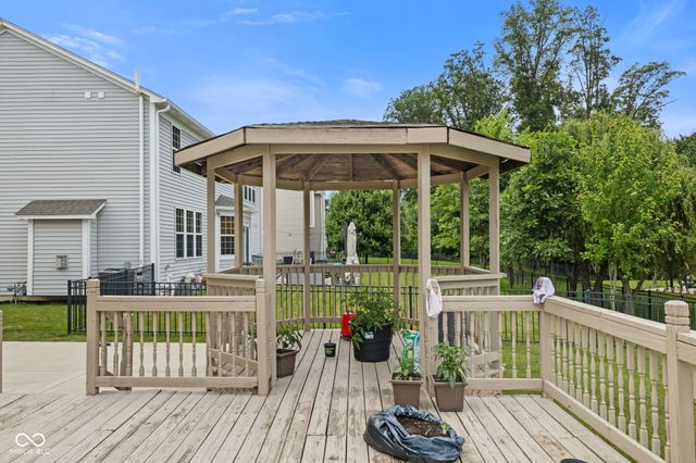 7350 Gold King Way, Indianapolis, IN 46259