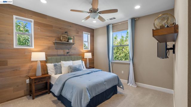 400 Persimmon Cmn 7, Livermore, CA 94551