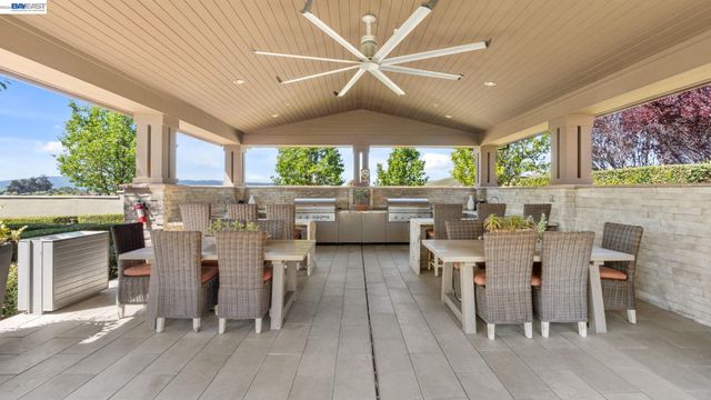 400 Persimmon Cmn 7, Livermore, CA 94551