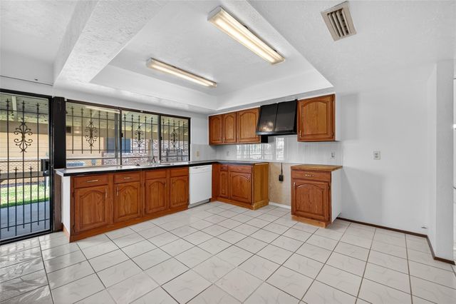 14315 Lourdes Drive, Houston, TX 77049
