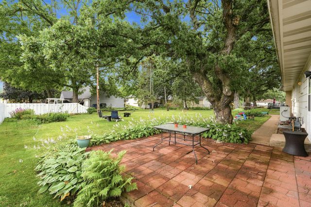 4855 7th Street NE, Columbia Heights, MN 55421