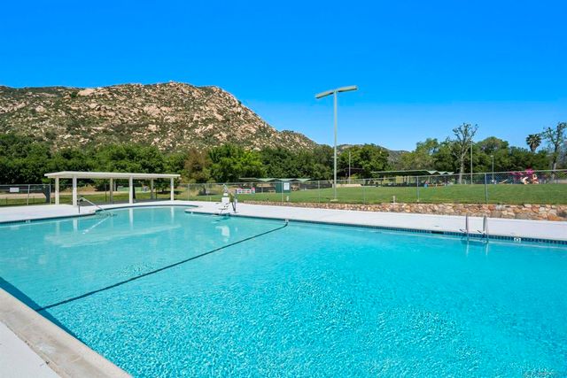 15858 Green Haven Court, Ramona, CA 92065